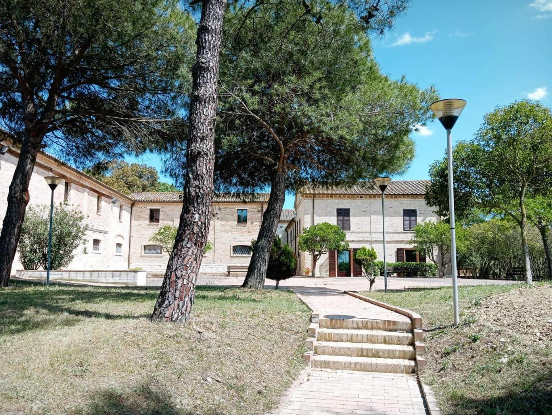 Casa Famiglia Di Nazareth Hotel Loreto Kültér fotó